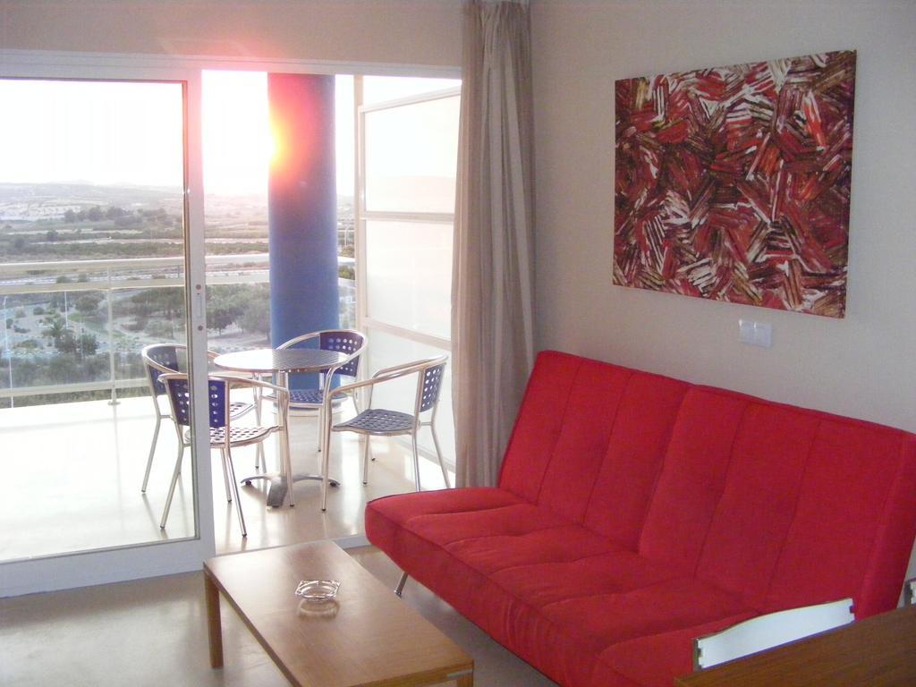 Apartamentos Europa House Sun Beach Guardamar del Segura Rum bild